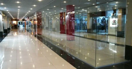 What Makes Bulletproof Glass Essential for Storefronts?